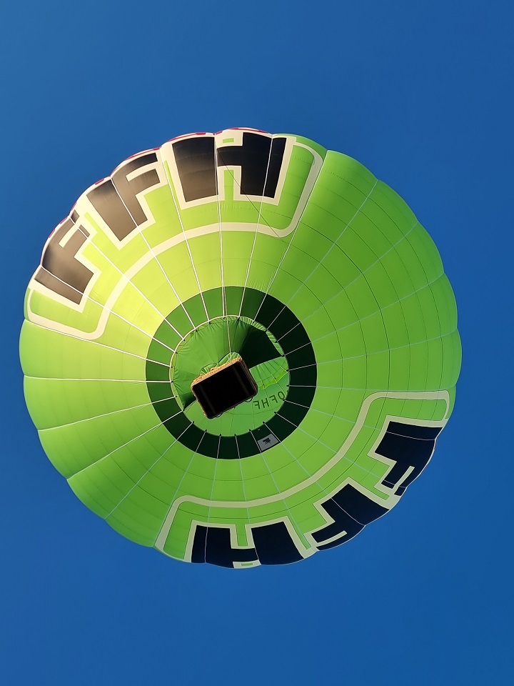 Seit einigen Jahren fahren wir den Hit Radio FFH Ballon